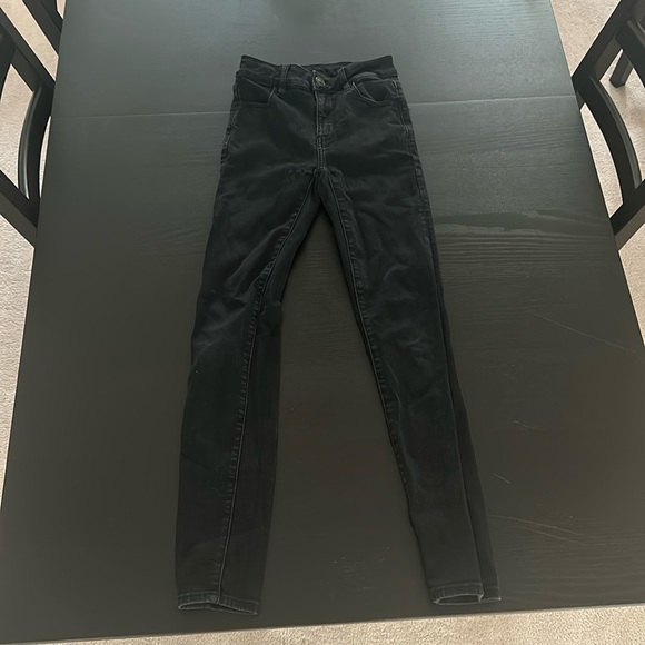 American Eagle, black women’s skinny jeans, size 0 good condition. - Picture 1 of 3